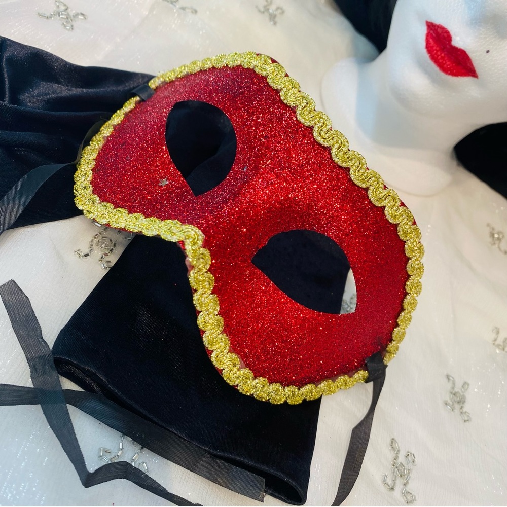 Red Glitter Gold Venetian Carnival Halloween Costume Cosplay Masquerade Mask
